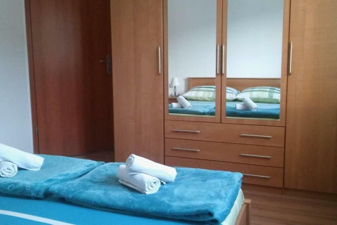 Cozy Apartment With Sea View Kaštela Extérieur photo